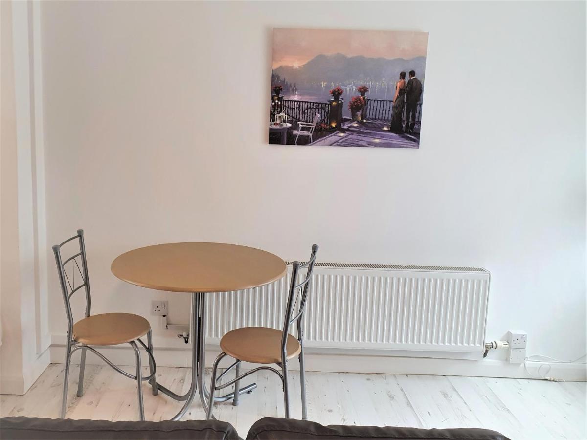 Swindon Old Town Studio - Entercloud9Sa Extérieur photo